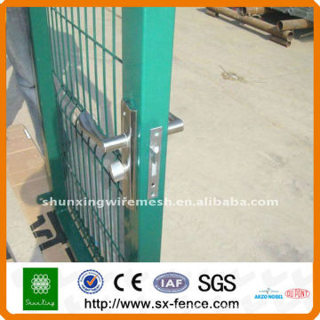 Iron Yard Fencing Gate